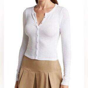 Popular 21 White Long Sleeve Top Small